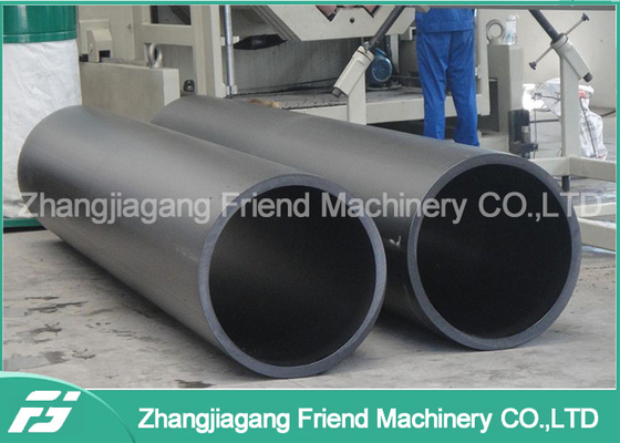 中国 カスタマイズされた色ポリ塩化ビニールのプラスチック管の製造業機械630mm大きい直径 工場