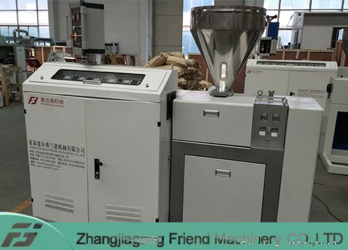 最新の企業ブログについて プラスチック押出成形機は、製品の品質とコスト管理をどのように改善しますか？