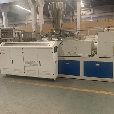Good price 250kg/H電圧は微粒ポリ塩化ビニールのペレタイジングを施すライン円錐対ねじをカスタマイズした オンライン