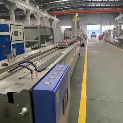 Good price 4m/Minポリ塩化ビニールの天井の壁パネルの製造業機械37kwモーター オンライン