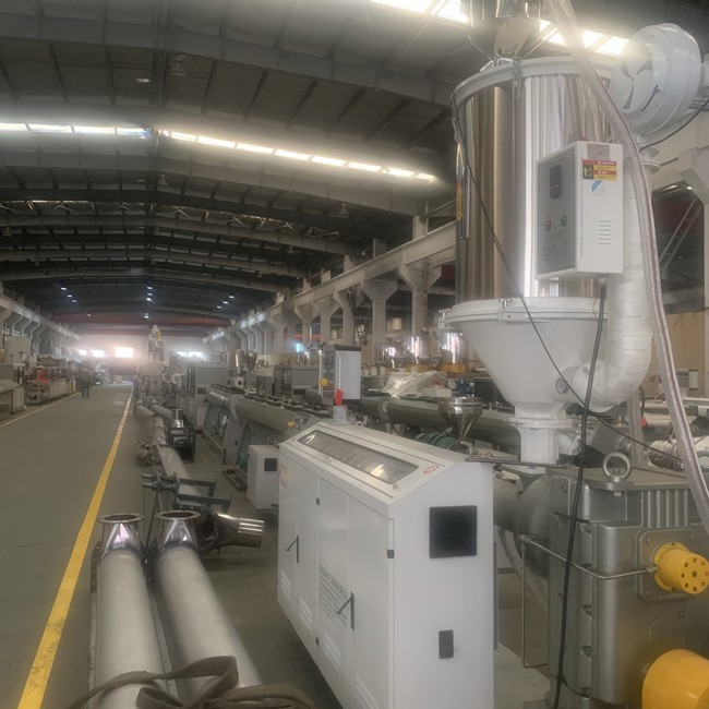 180kg/H Hdpeの管の押出機の生産ライン放出機械は形成に掃除機をかける 3