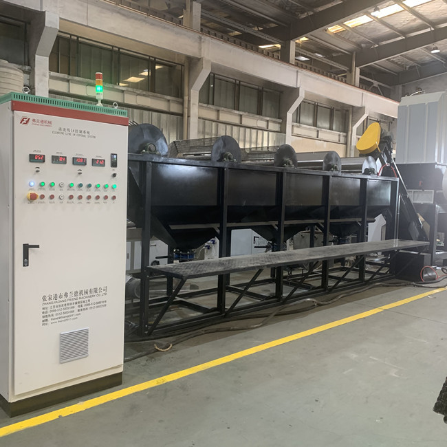 Washsing機能の300kg/H不用なプラスチック リサイクル ラインPLC制御 2