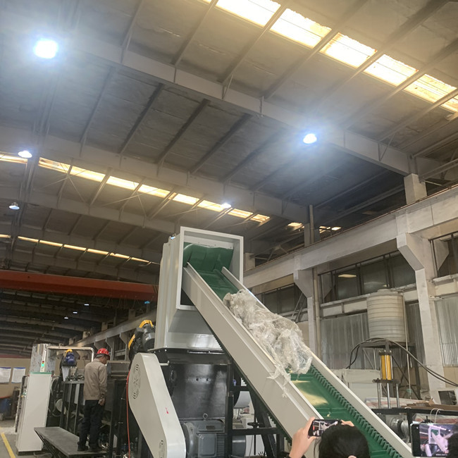 Washsing機能の300kg/H不用なプラスチック リサイクル ラインPLC制御 0